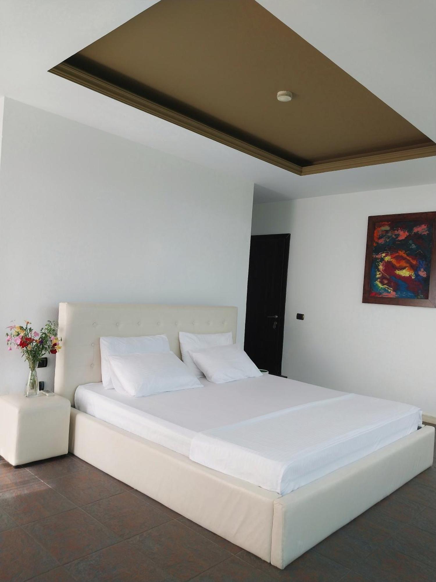 Hotel Different 디비아커 외부 사진